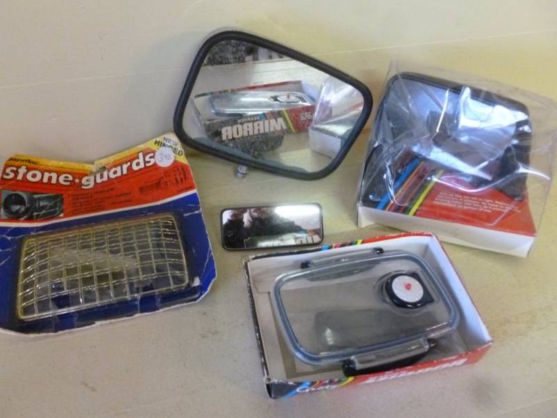 lot 231 image: Shop Items