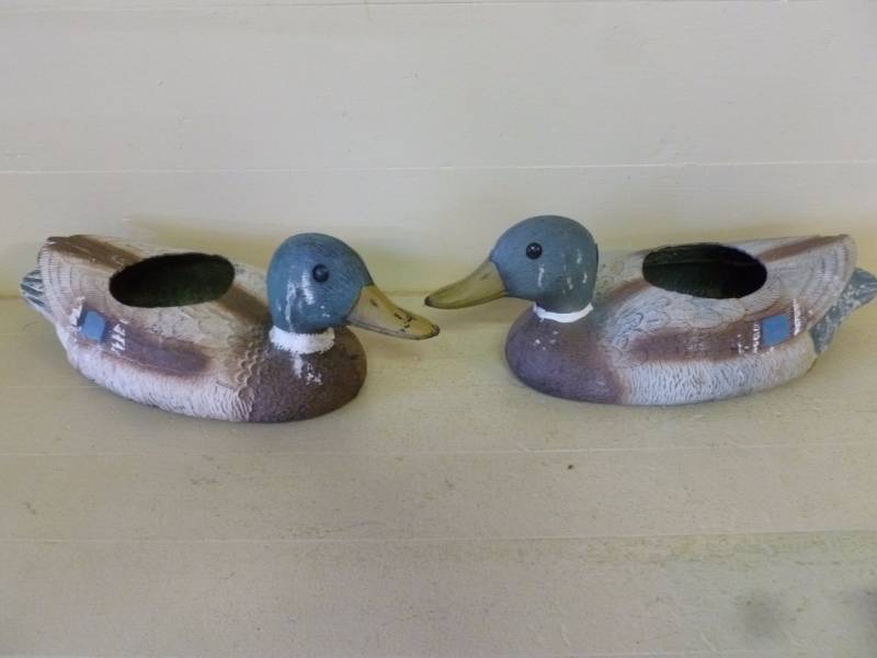 lot 242 image: Duck Planters