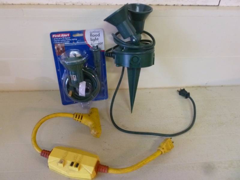 lot 244 image: Outdoor Lighting
