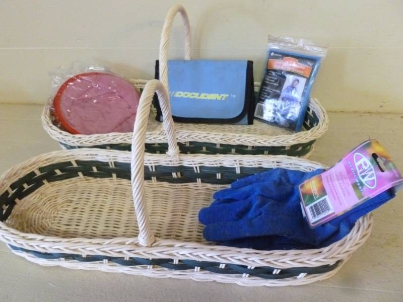 lot 247 image: New Baskets