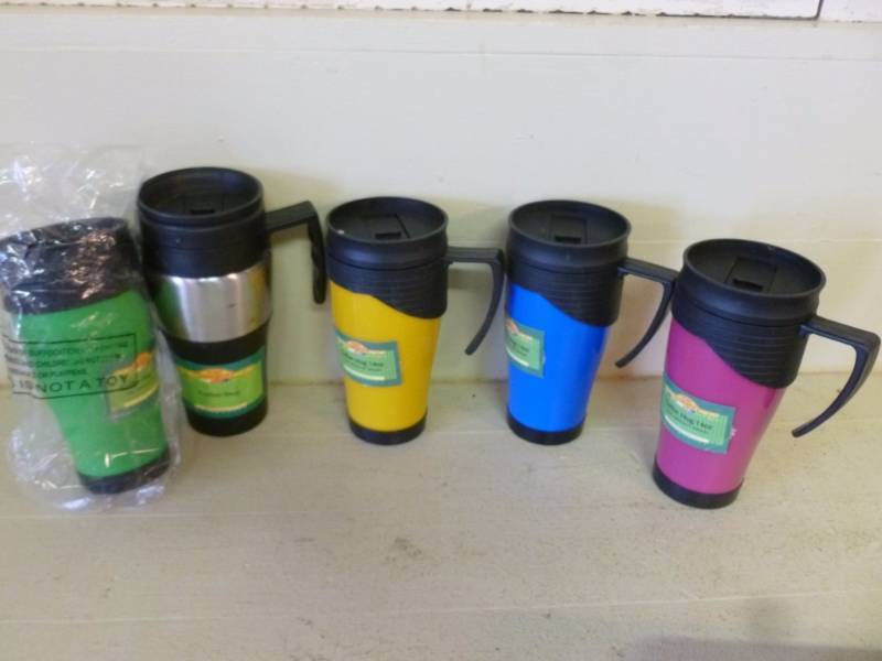 lot 263 image: Drink Containers