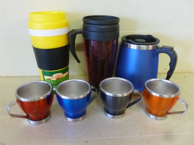 lot 264 image: Coffee Mugs