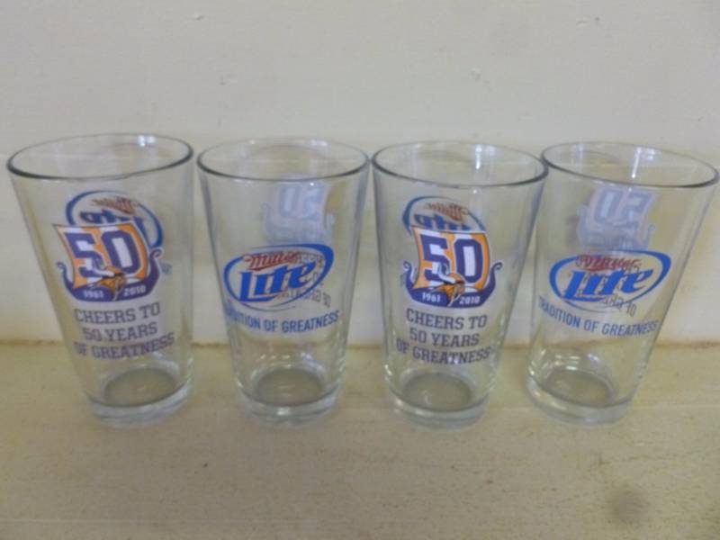 lot 269 image: Miller Lite Beer Glasses