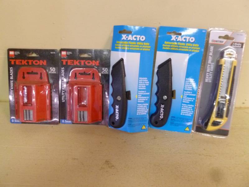 lot 286 image: Utility Knife Blades