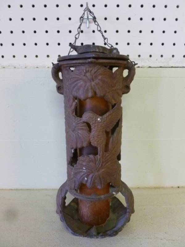 lot 294 image: Hummingbird Feeder