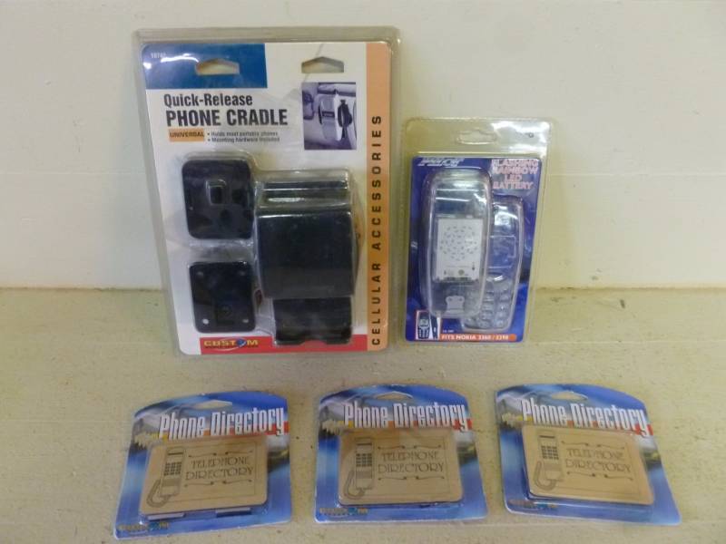 lot 309 image: Cell Phone Cover