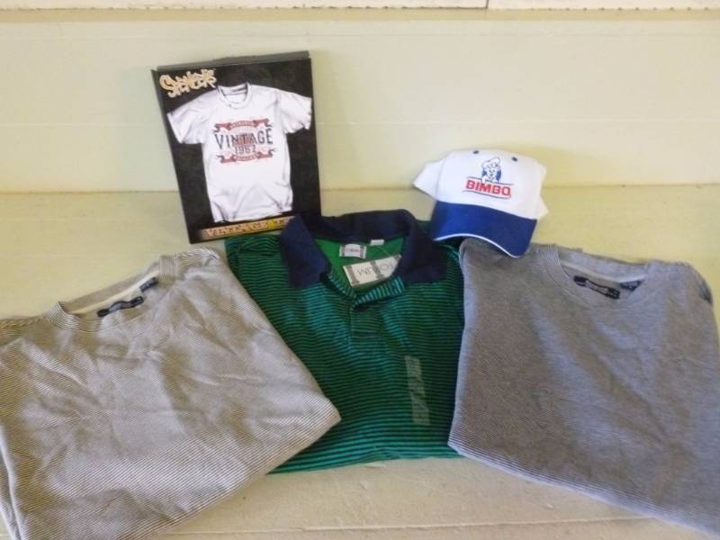 lot 316 image: New Clothes