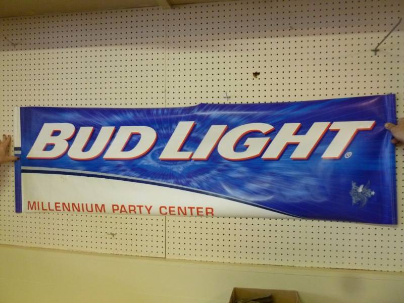 lot 342 image: Beer Sign