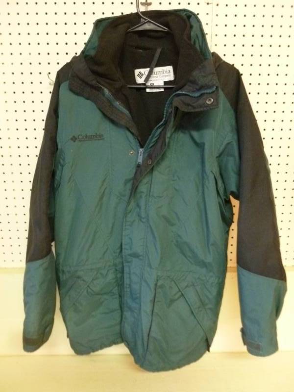 lot 366 image: Columbia Winter Jacket