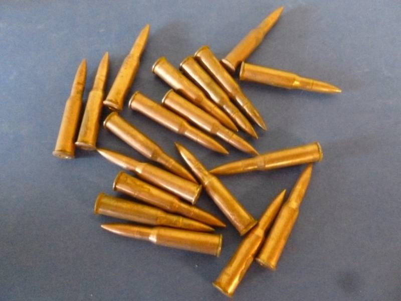 lot 385 image: Ammo