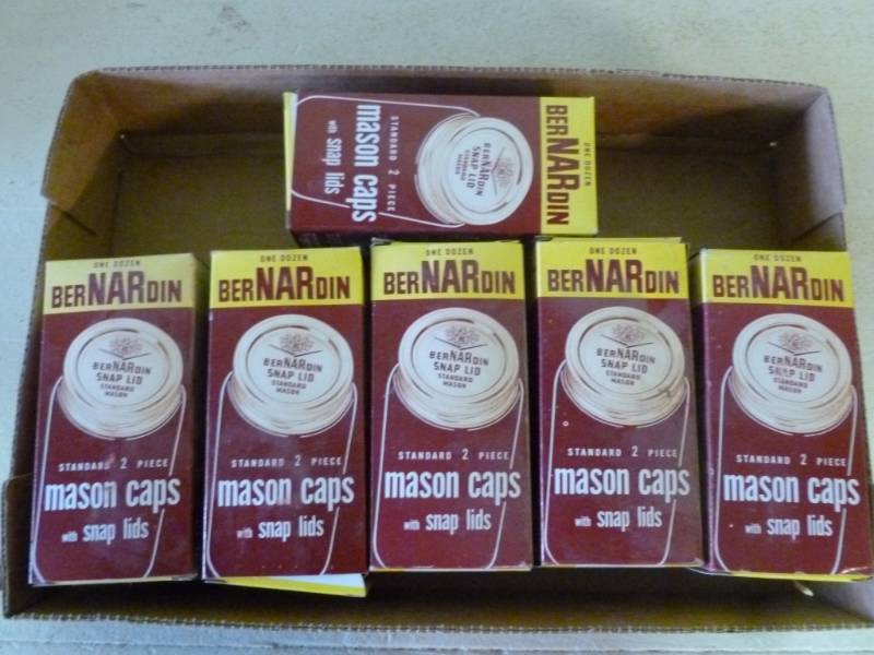 lot 415 image: Vintage Canning Caps  Lids