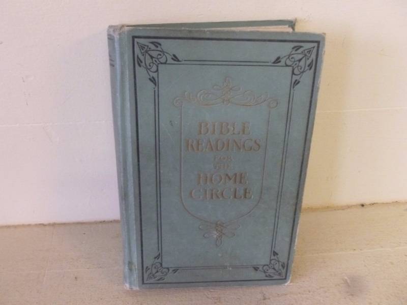 lot 468 image: Antique Book