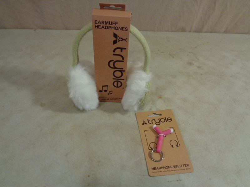 lot 17 image: New Earmuff Headphones and New Headphone Splitter