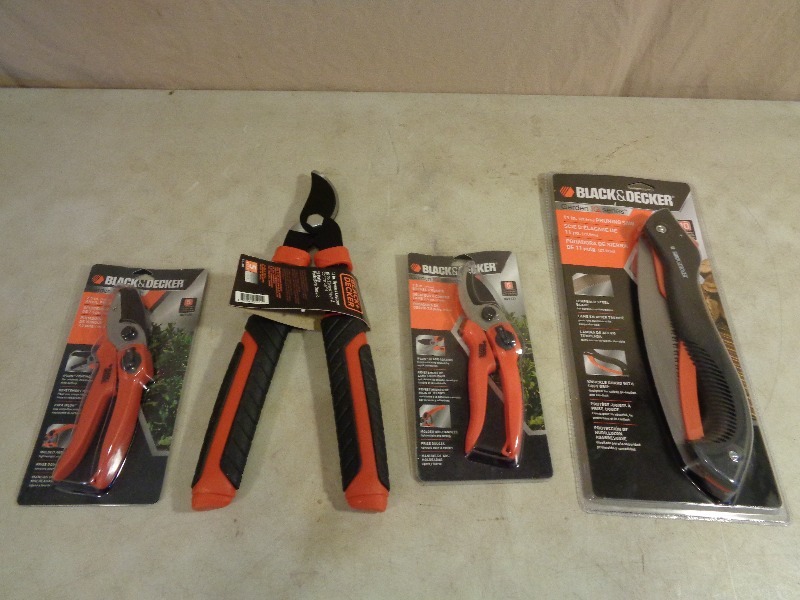 lot 36 image: New Black and Decker Items