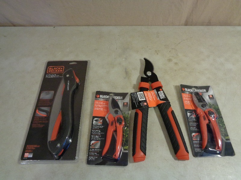 lot 37 image: New Black and Decker Items