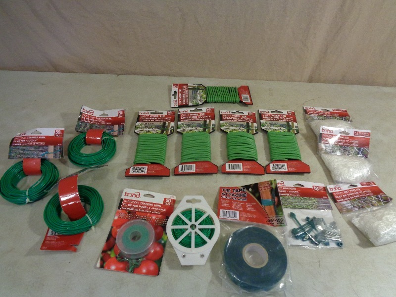 lot 60 image: New Garden Supplies