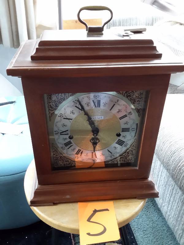 lot 5 image: Harris and Mallow Westminster Chime Clock