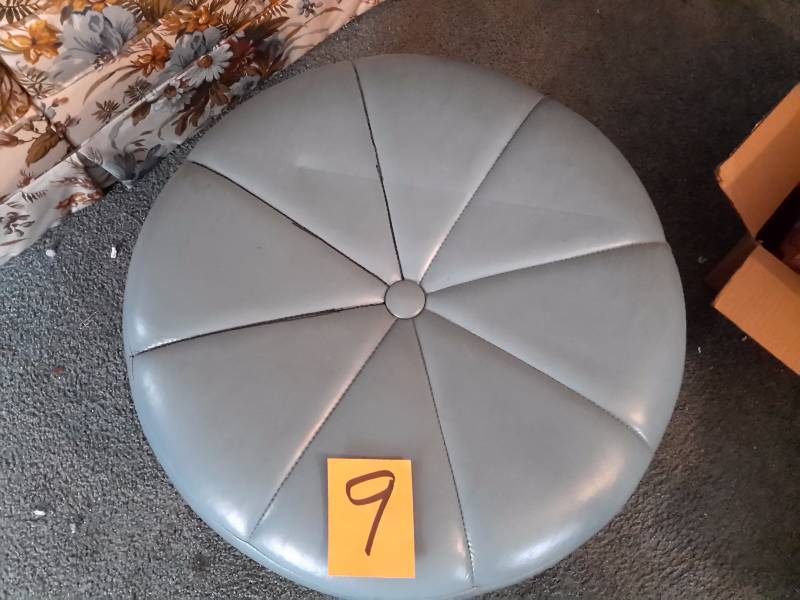 lot 9 image: Mid Century Modern Ottoman.. Blue Naugahyde