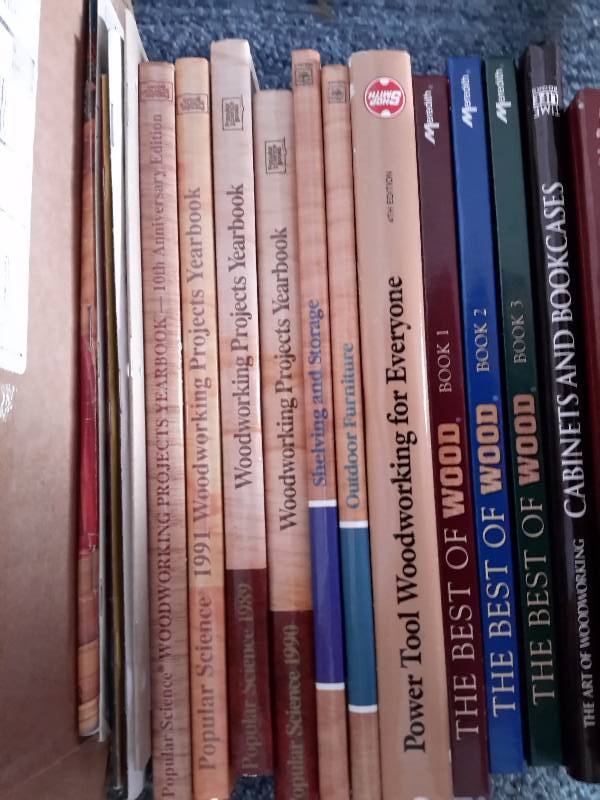 lot 39 image: Handy Man and HOW TO books as shown.. See closeups