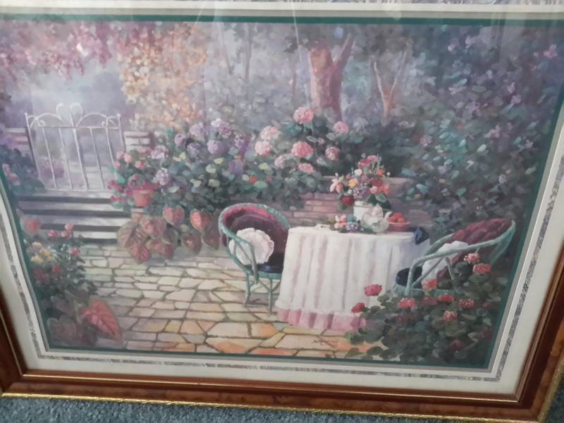 lot 37 image: Misc. Pictures as shown