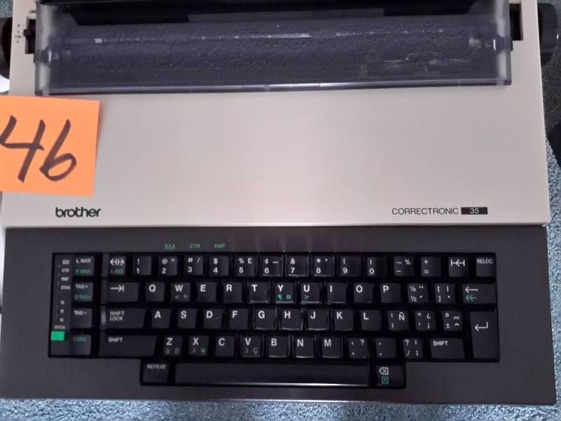 lot 46 image: Brother, Corectronic Electric Typwriter.. Works