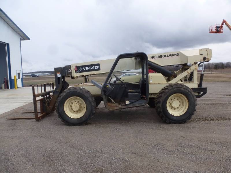 1999 Ingersoll Rand Telehandler VR- 642B