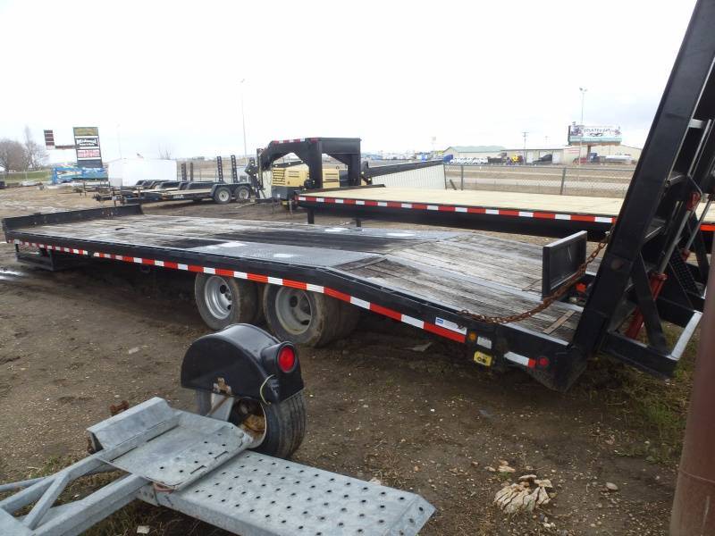 2004 Rolls Rite Tandem Axle Trailer