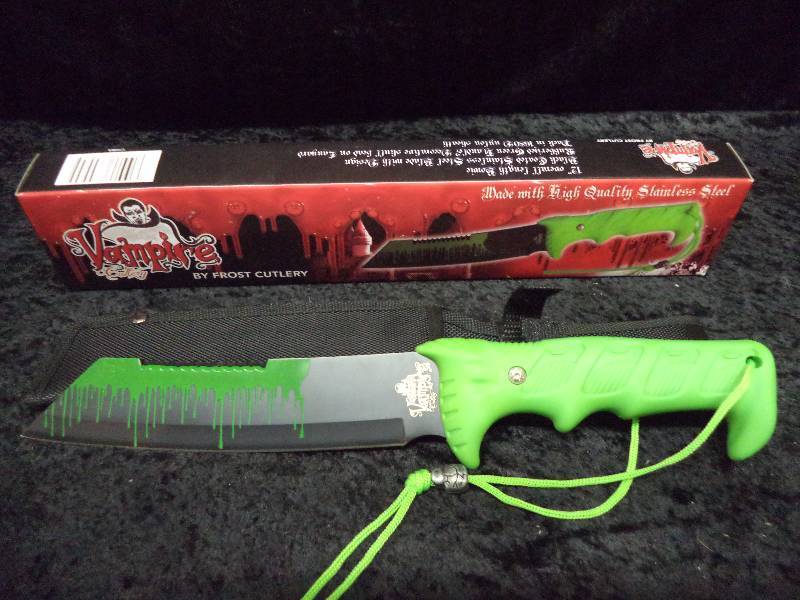 lot 100 image: Collectible Knife - Vampire