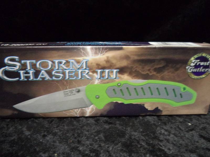 lot 104 image: Collectible Knife - Storm Chaser III