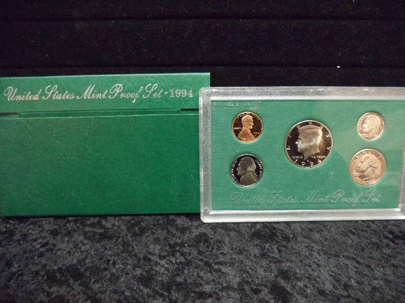 lot 11 image: United States Mint Proof Set - 1994