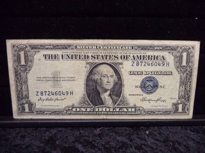lot 14 image: US Silver Certificate - 1935 E