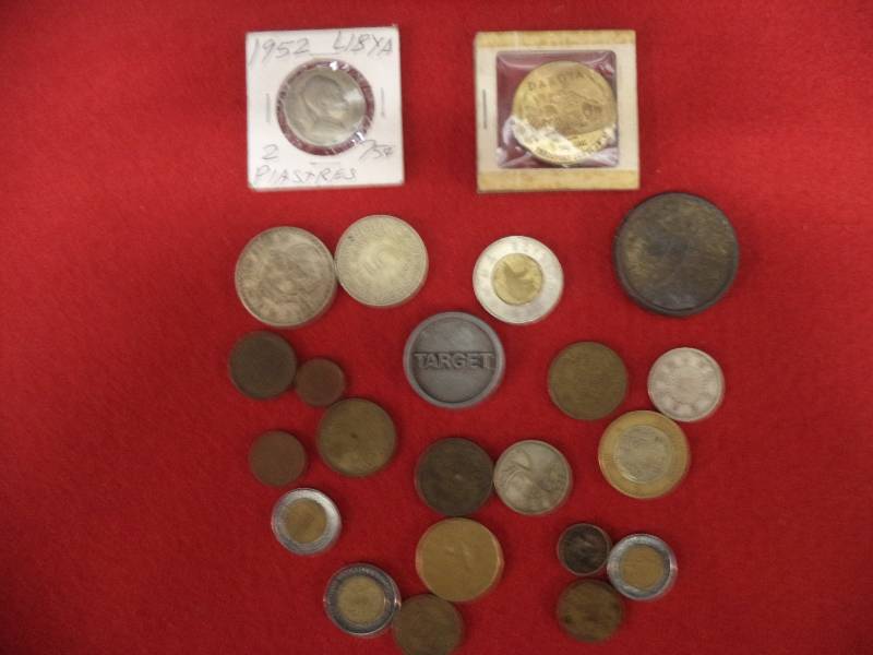 lot 38 image: Lot - Misc Foreign Coins
