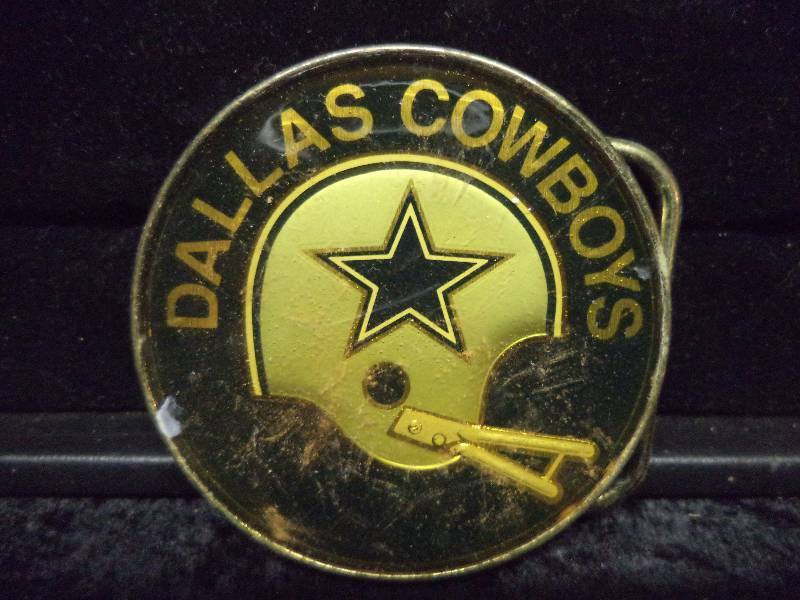 lot 60 image: Belt Buckle - Dallas Cowboys
