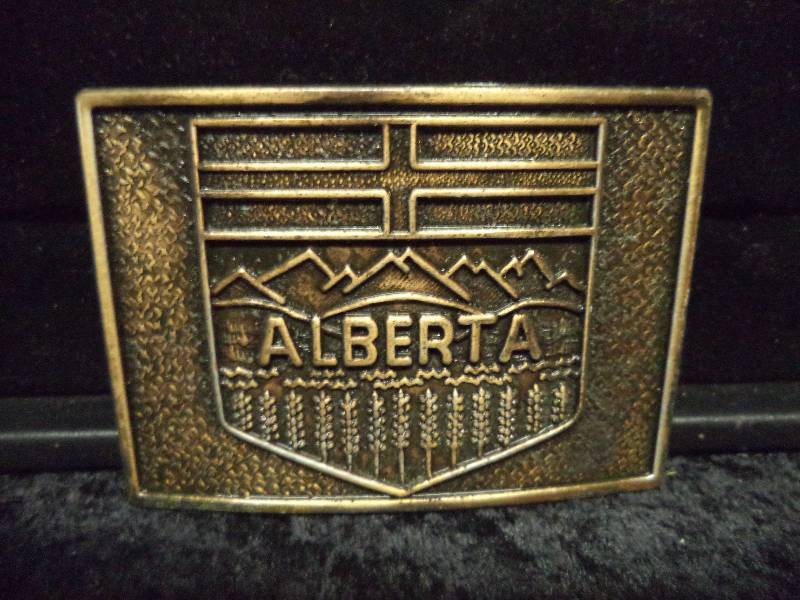 lot 61 image: Belt Buckle - Alberta
