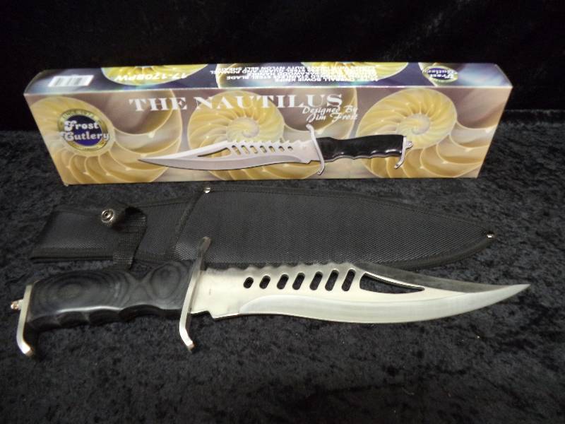 lot 95 image: Collectible Knife - The Nautilus