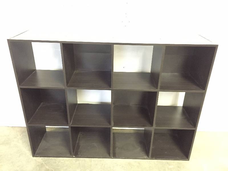 lot 24 image: 12 SECTION SHELF