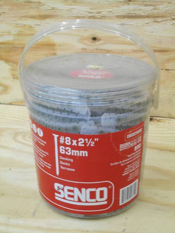 Near Full Pale Of Senco #8x2.5 Str...