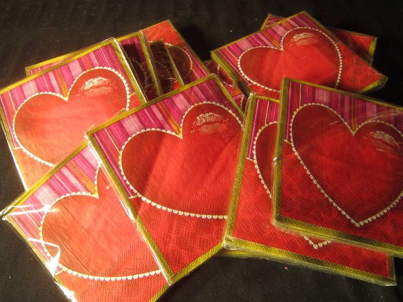 NEW LOT - 12 pack of 16 Ballpark Napkins Luncheon Size