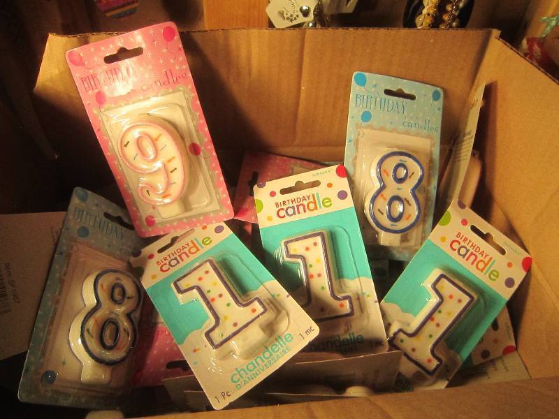 NEW LOT - Numbered Birthday Candles