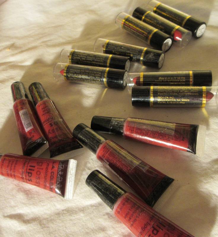 New   8 Tubes of Lipsticks & 6 Tubes of Lip gloss