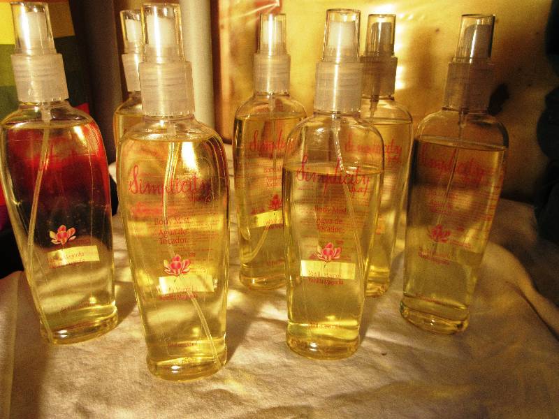 NEW 7 Bottles of MagnoliaVanilla Body Mist