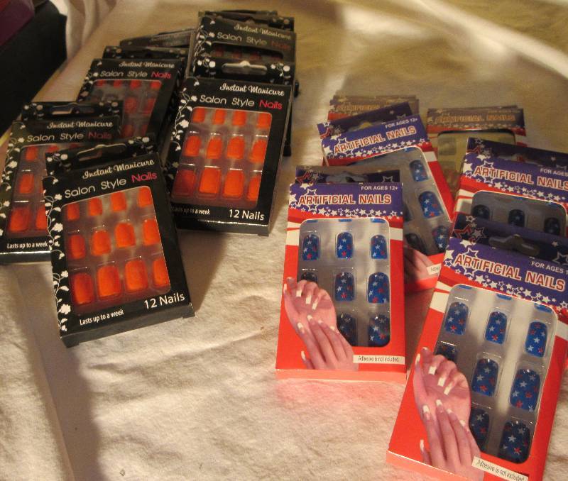 NEW - 13 Set - Fake Artificial Nail Sets