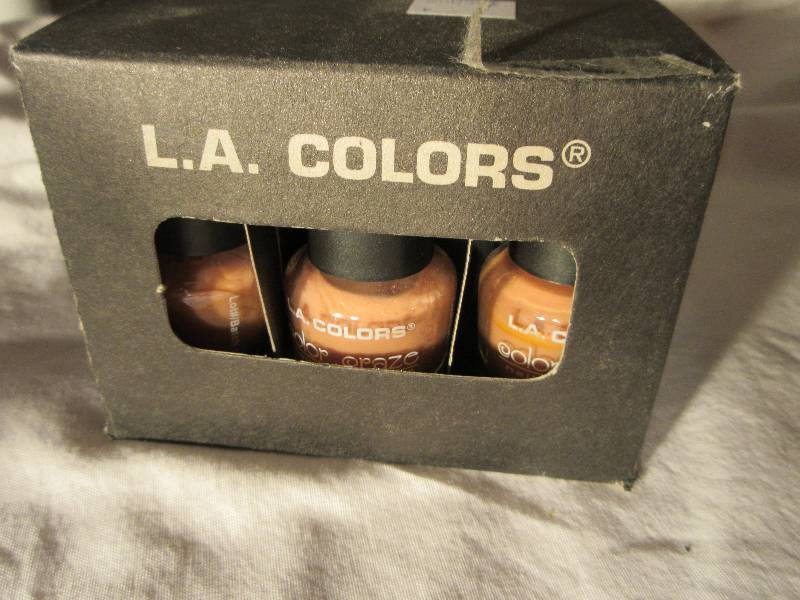 LOT OF 6 NEW NAIL POLISHES Cream