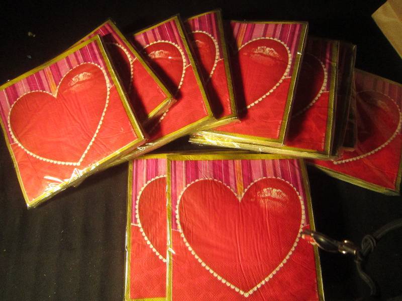 NEW LOT - 11 Packs of Heart Napkins