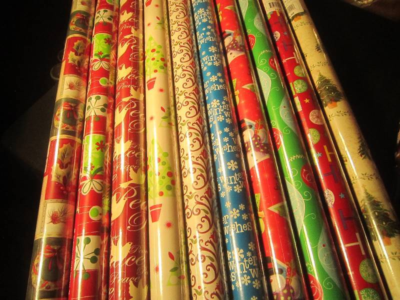 10 Rolls of Wrapping Paper