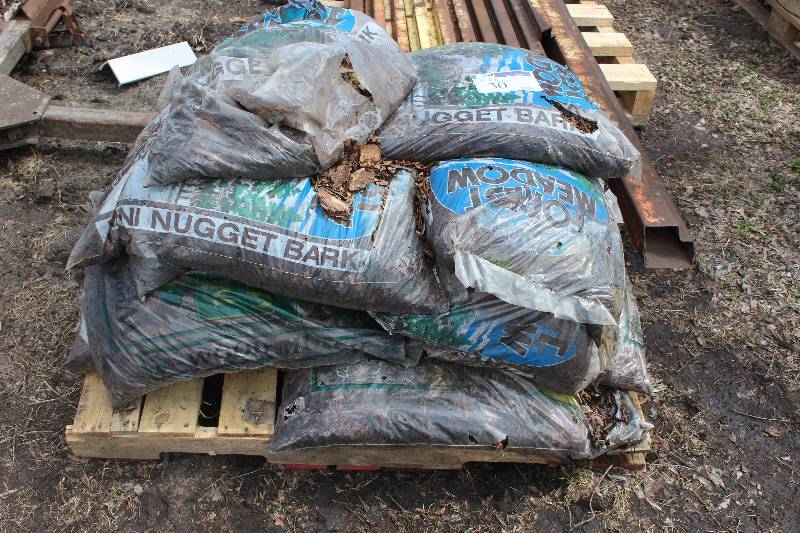 Lot of (14) Bags Mini Nugget Bark