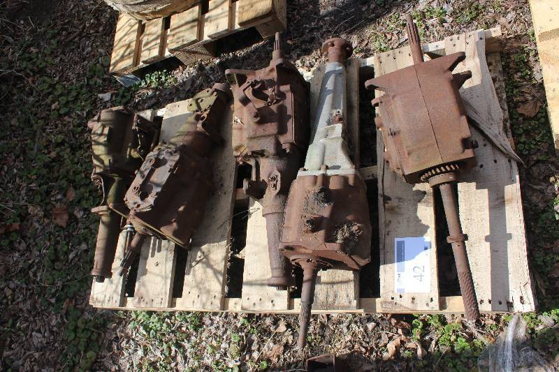 Lot of Older model Hard to find Manual Transmissions