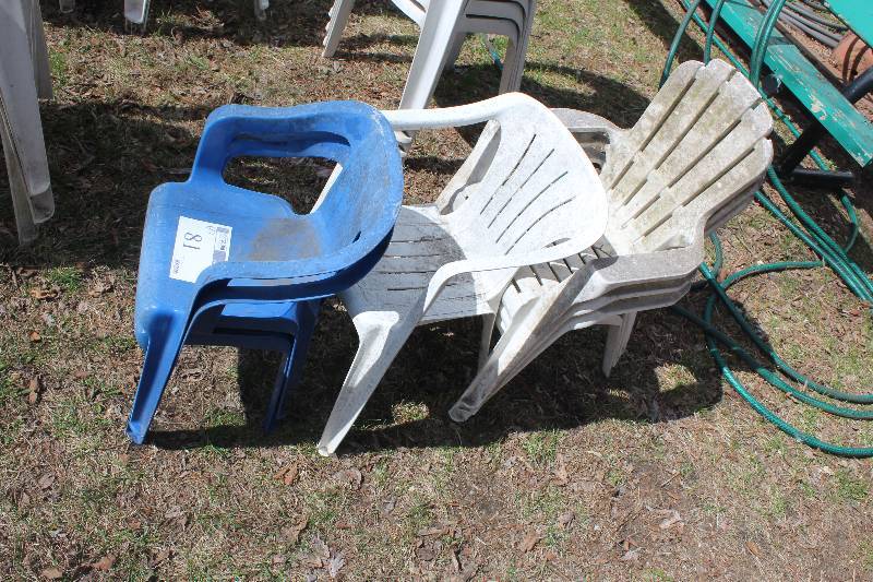 Lot of (6) Plastic Lawn Chairs