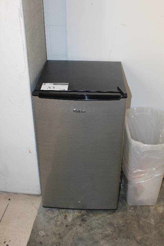 lot 53 image: Whirlpool Refrigerator