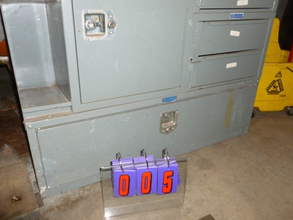 lot 5 image: SnS Auctions # 205 Still trying to get out of town sale